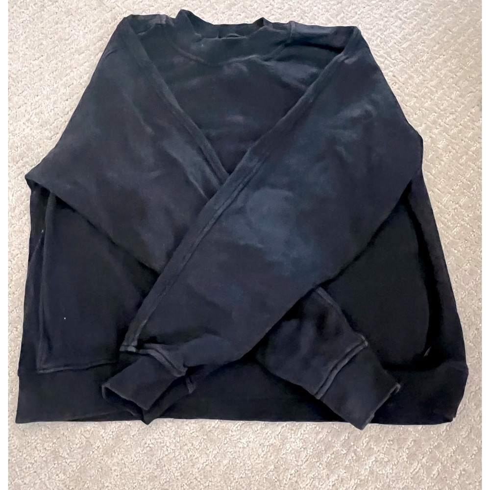 EUC lululemon sweatshirt. - Picture 2 of 2